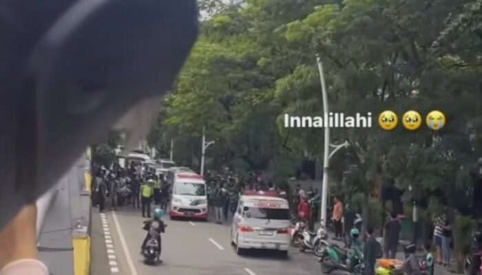 Mobil Dinas Satpol PP Tabrak Ojol hingga Tewas Terjatuh Dari Flyover MOI Kelapa Gading