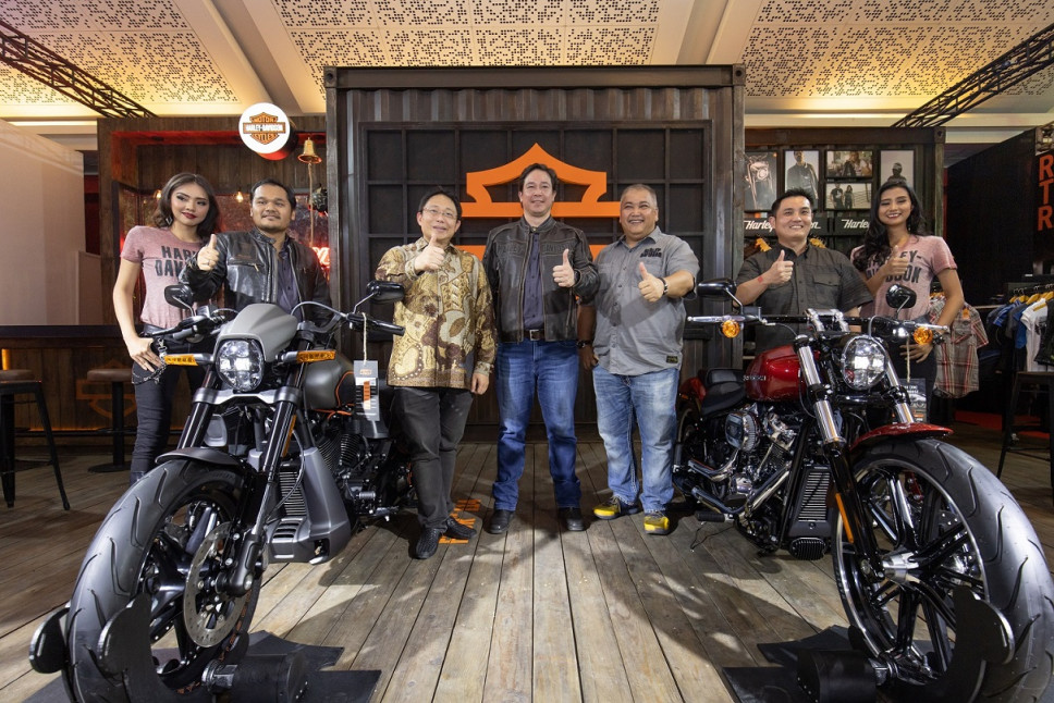 Daftar Harga Motor Harley Davidson , Termurah Rp  Juta