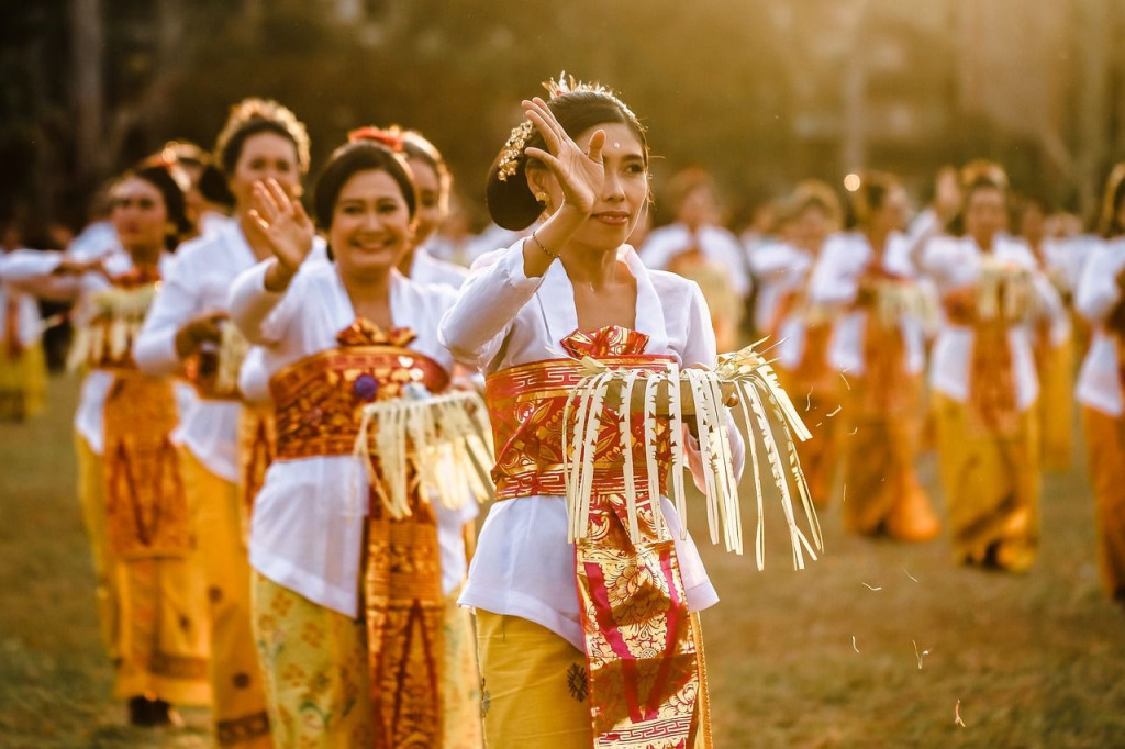 Macam-Macam Keragaman Budaya di Wilayah Indonesia, Materi Kelas