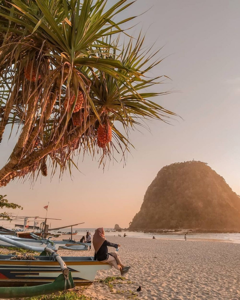 Wisata Pantai Banyuwangi yang Gak Kalah Indah Dibanding Bali