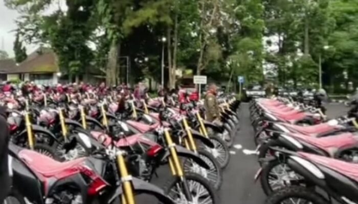 Lurah Semarang Dapat Vario, Giliran Kades Wonosobo Dapat Yamaha NMAX kemudian Honda CRF150L