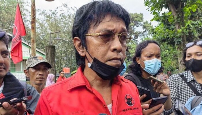 Sepak Terjang Adian Napitupulu, Anak Jaksa yang tersebut Lantang Sejak Mahasiswa hingga Gagas Banyak Pergerakan