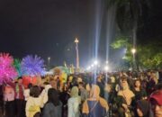 Ngaret Dua Jam, Warga Bete Nunggu Heru Budi Buka Jakarnaval di tempat Monas: Sampai Pegal!