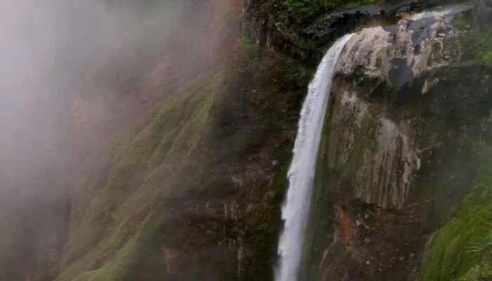 Keajaiban Alam Tak Terungkap: Inilah Kisah Sejati Di Balik Gunung Mistis