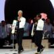 Momen Ganjar-Mahfud Masuk Pakai Bahasa Isyarat di dalam tempat Debat Kelima Capres