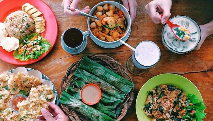 Terpana Dengan Aromanya: 8 Kuliner Bandung Terkenal Yang Gak Bisa Kamu Lewatkan!