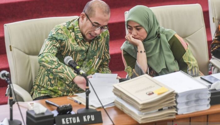 Politik sepekan, rekapitulasi nasional hingga caleg mundur