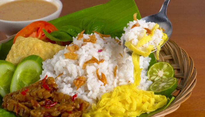 Mencicipi 7 Makanan Tradisional Indonesia Yang Bikin Kamu Melayang Ke Langit!