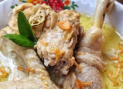 Menu Buka Puasa Dengan Hidangan Gulai Dan Opor