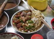 Kuliner Mie Unik Surabaya