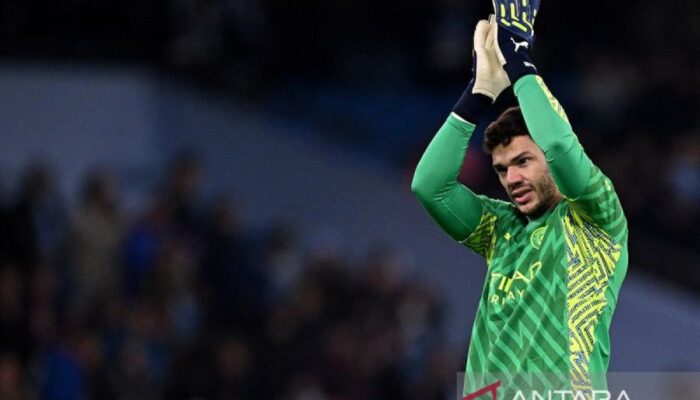 Ederson, Walker, lalu Ake akan absen ketika City lawan Aston Villa