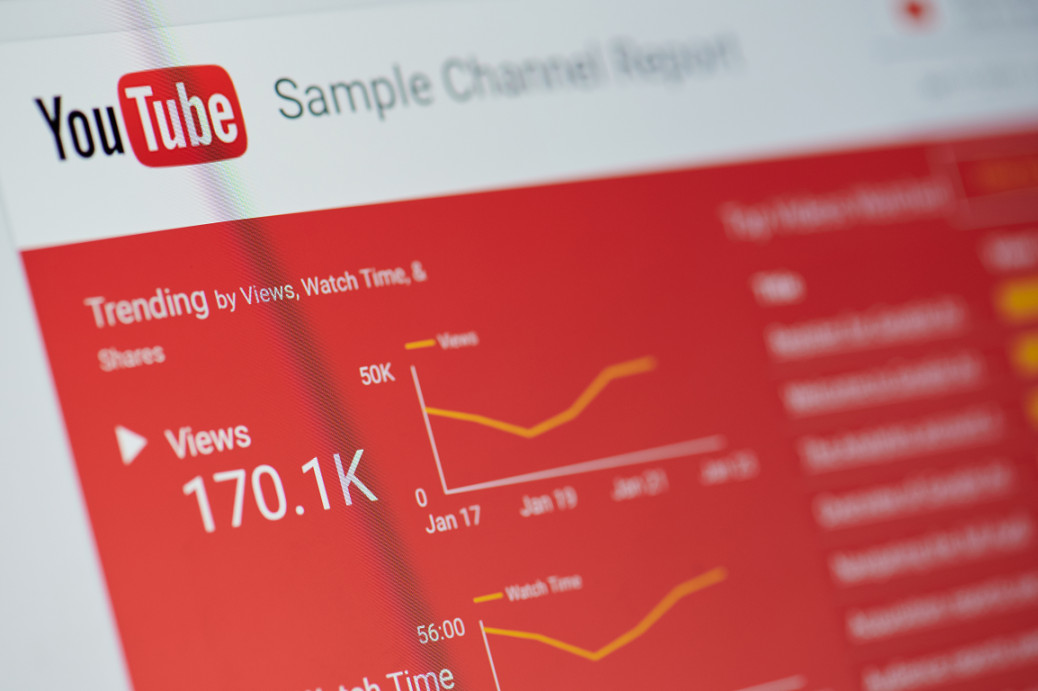 Cara Menggunakan YouTube Analytics dan Menganalisis Kompetitor