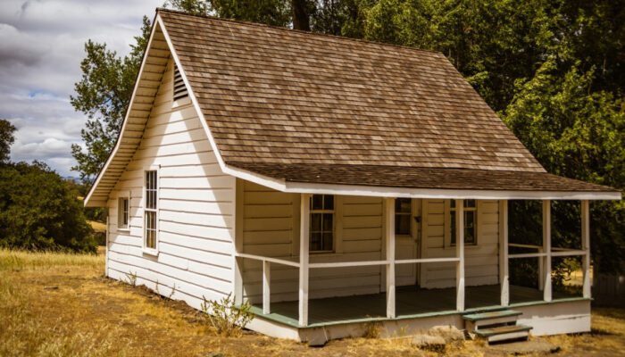 Desain Rumah Kayu Sederhana Yang Memikat Hati