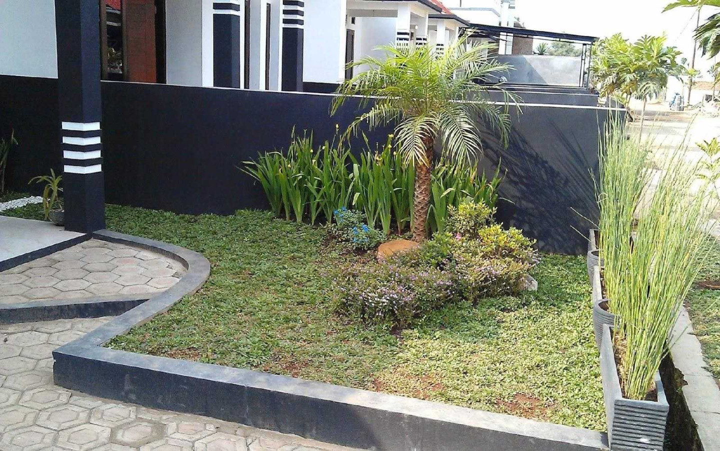 Inspirasi Taman Depan Rumah, Sederhana dan Sejuk!  Mustika Land