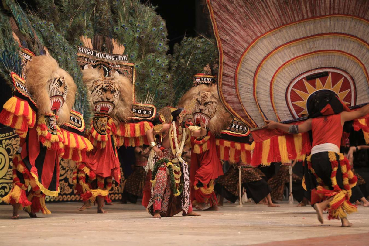 Mengenal Budaya Suku Jawa: Bahasa, Kesenian, hingga Kuliner Khasnya