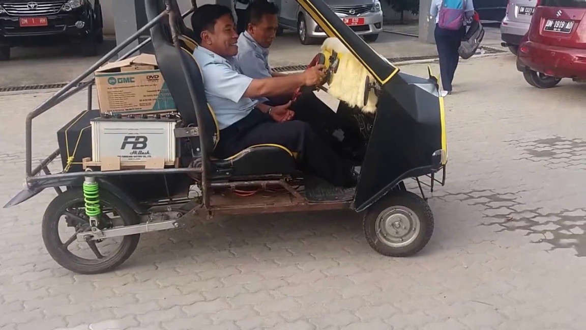 Modifikasi Mobil pakai Mesin Motor Honda Beat - YouTube