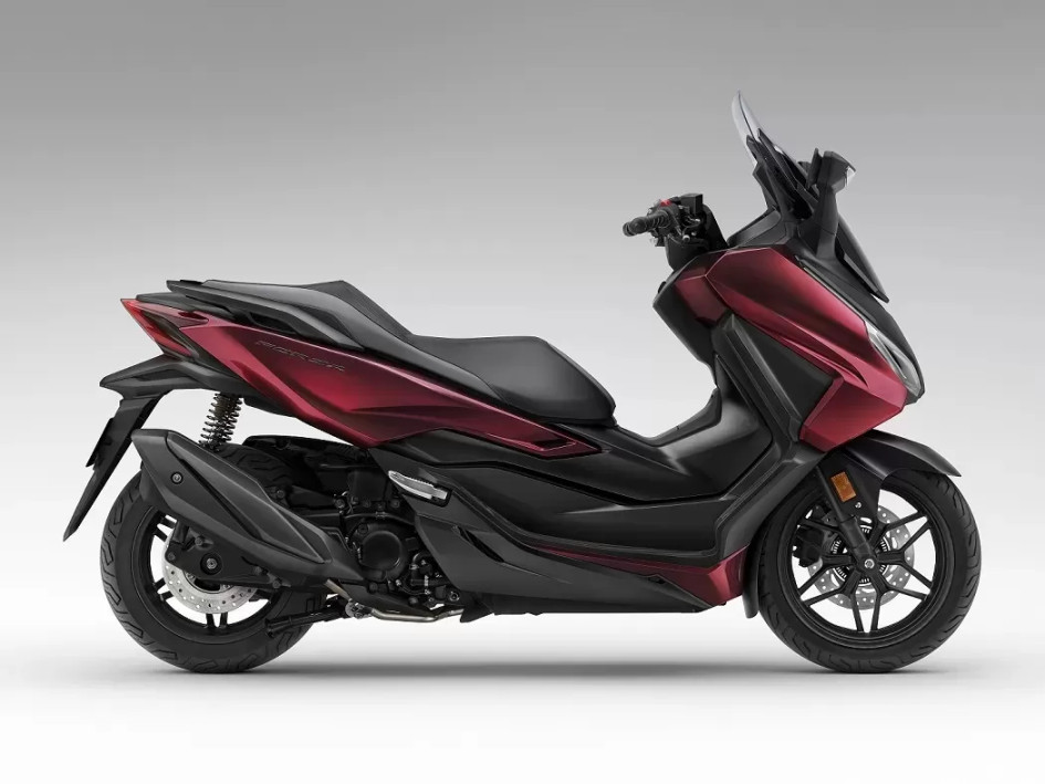 Skutik Honda Forza  Dapat Sentuhan Desain dan Warna Baru - Riau Pos