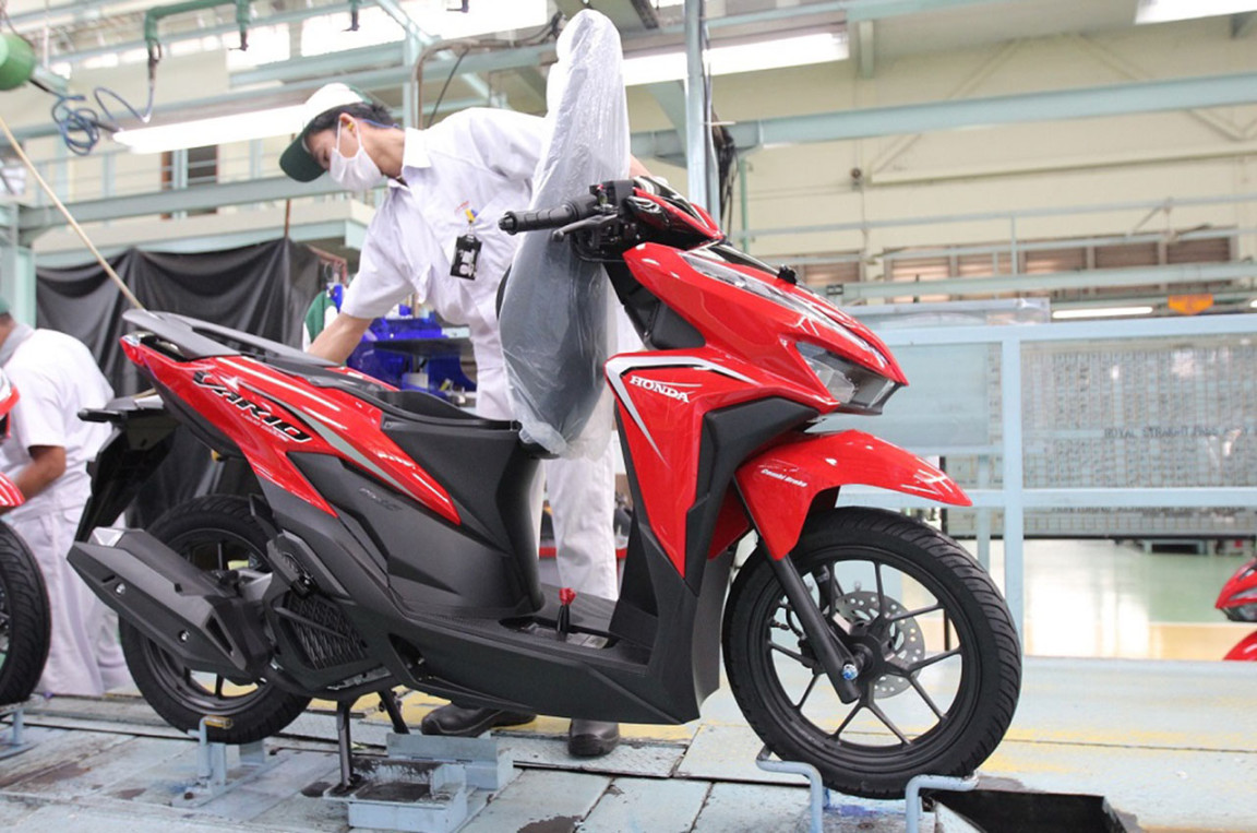 Skutik Populer Honda Vario Tampil Baru  Wahana Honda