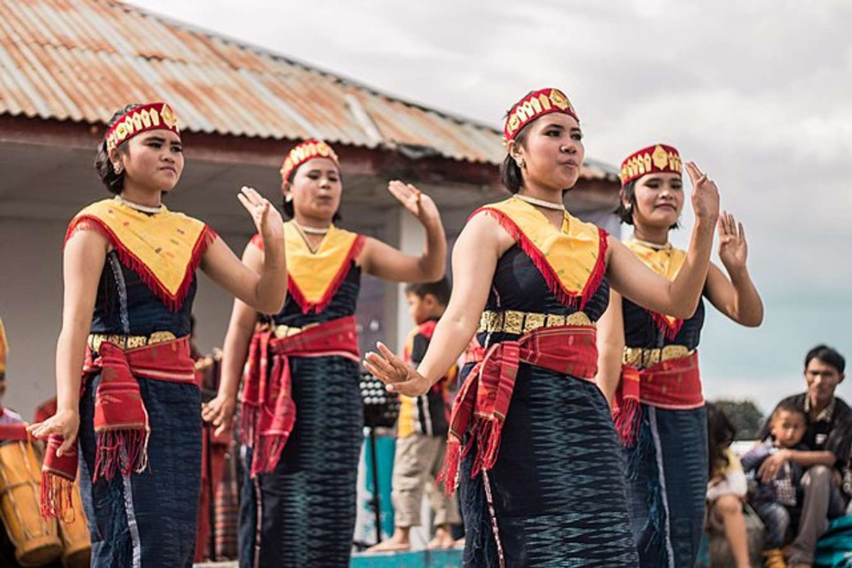 Tarian Tradisional Indonesia Terpopuler dari Berbagai Daerah