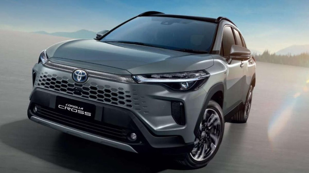 Toyota Corolla Cross  Meluncur: Tampang Berubah, Fitur Berlimpah