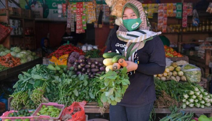 Kisah Pemilik Toko Sayur: Teror Di Balik Hijau