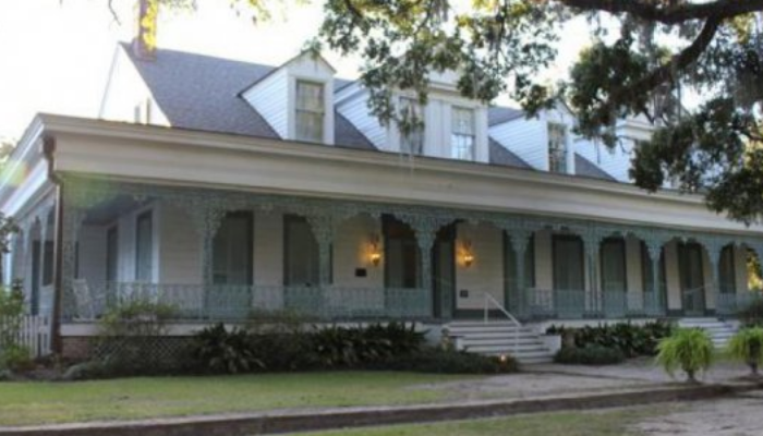 Misteri Hantu Di The Myrtles Plantation