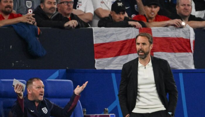 Southgate akan evaluasi permainan Inggris usai ditahan imbang Denmark