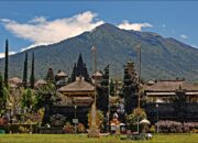 Misteri Setan Di Gunung Agung