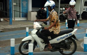 Syarat pembuatan dan juga perpanjang SIM A, B, kemudian C