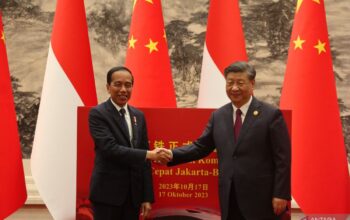 Presiden Jokowi-Xi Jinping bicarakan 10 tahun pemerintahan via telepon