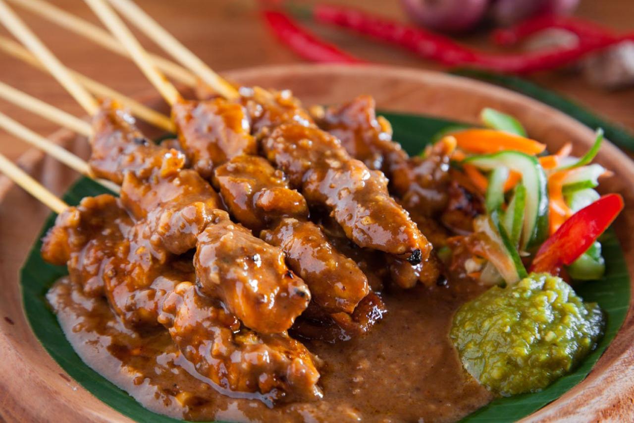 Sate Ayam: Nikmatnya Sate Ayam Khas Nusantara