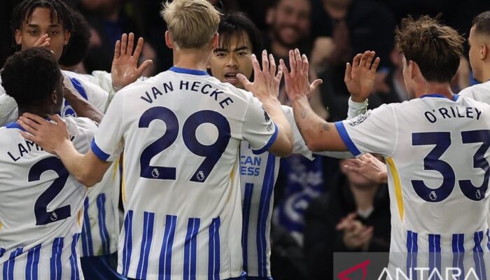 Brighton naik ke peringkat dua meskipun seri 1-1 berhadapan dengan Southampton